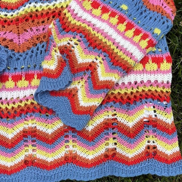 multicolor striped knit beach sweater - Picture 4 of 4